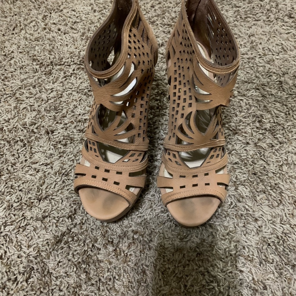 Gianni Bini heels. Size 8